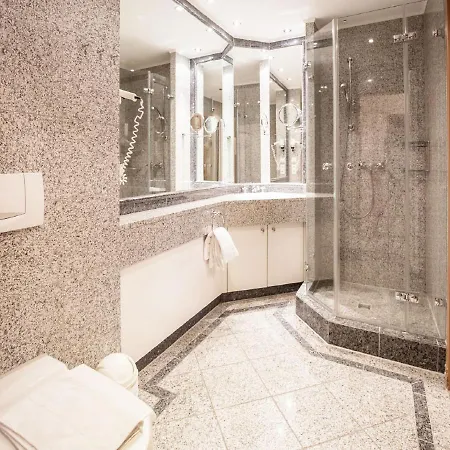 Klassik Appartement mit 1 Schlafzimmer und Balkon im Obergeschoss 229 Apartment Binz